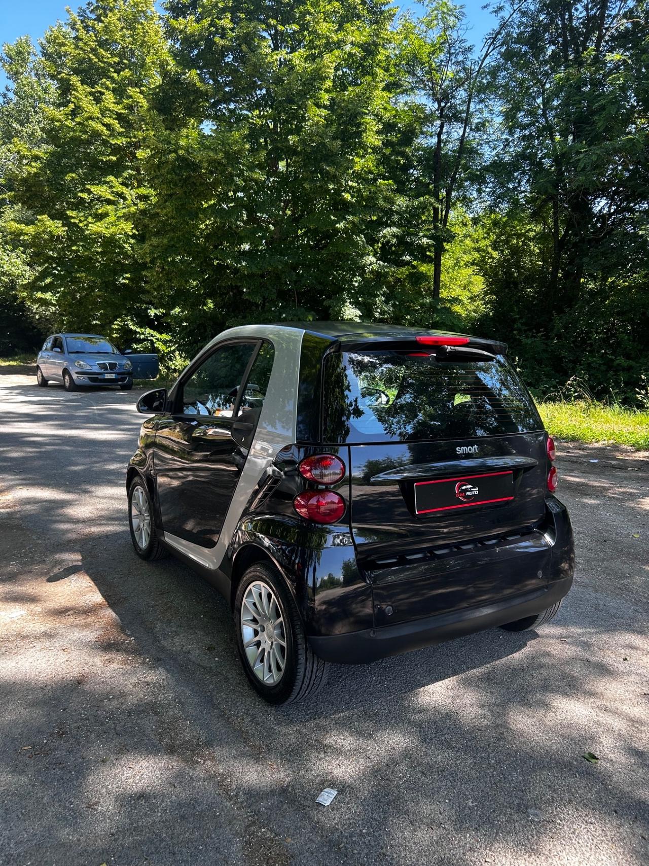 Smart ForTwo 1000 52 kW coupé pure