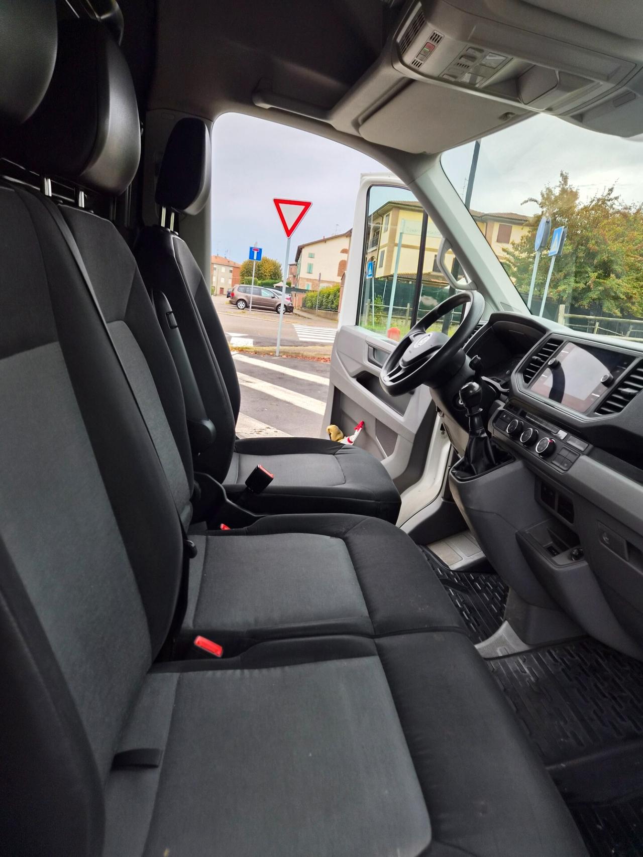 VOLKSWAGEN CRAFTER 2.0 TDI 140 CAVALLI