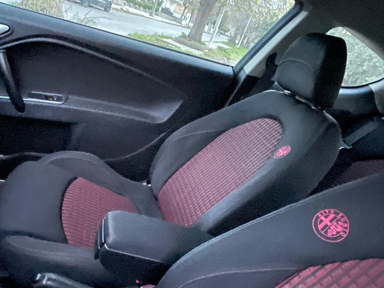 Alfa Romeo MiTo 1.4 T 155 CV Distinctive