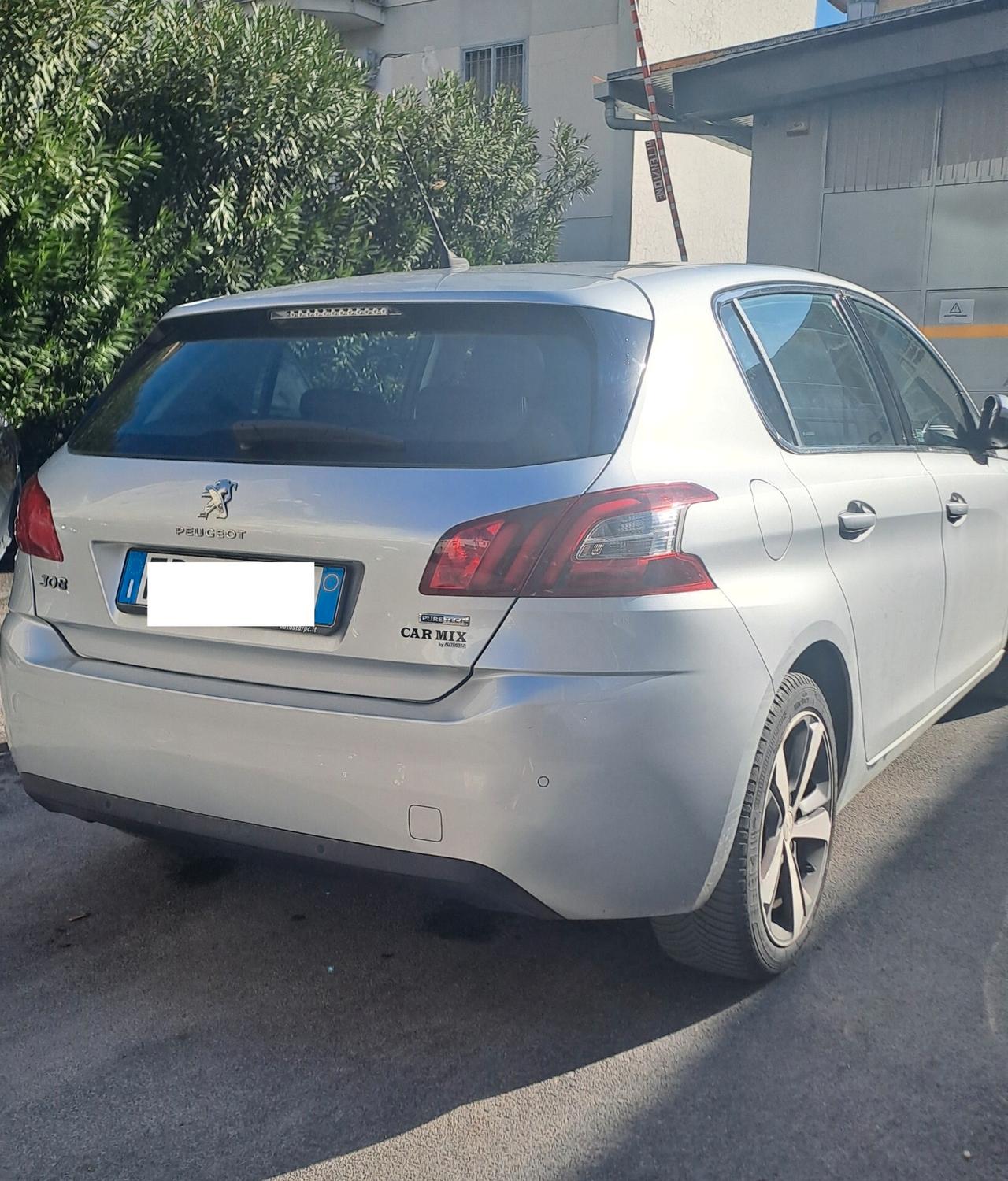 Peugeot 308 1.2 Turbo 130cv Allure
