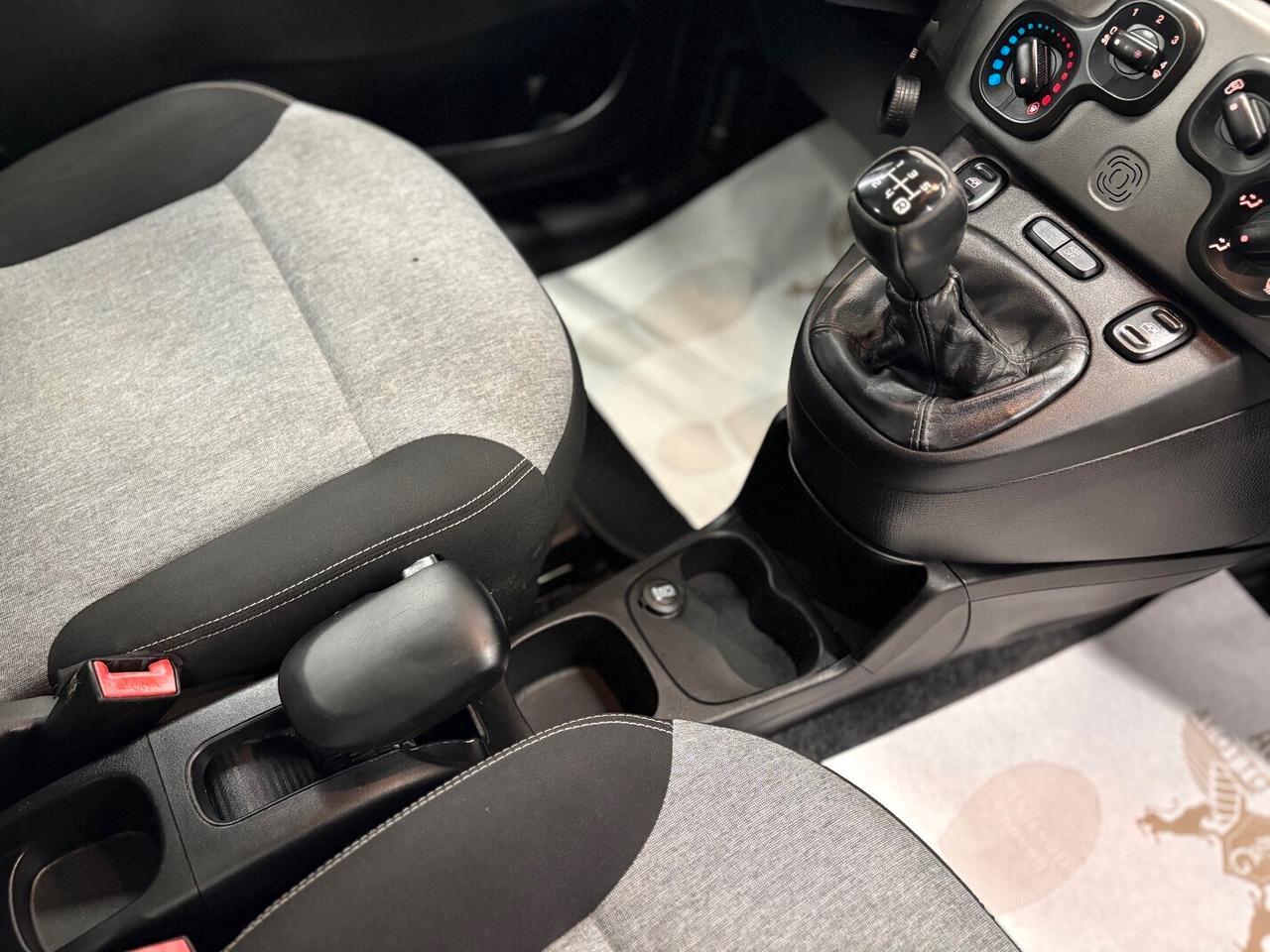 Fiat Panda 1.3 MJT 95 CV S&S Lounge Uni Pro 2018