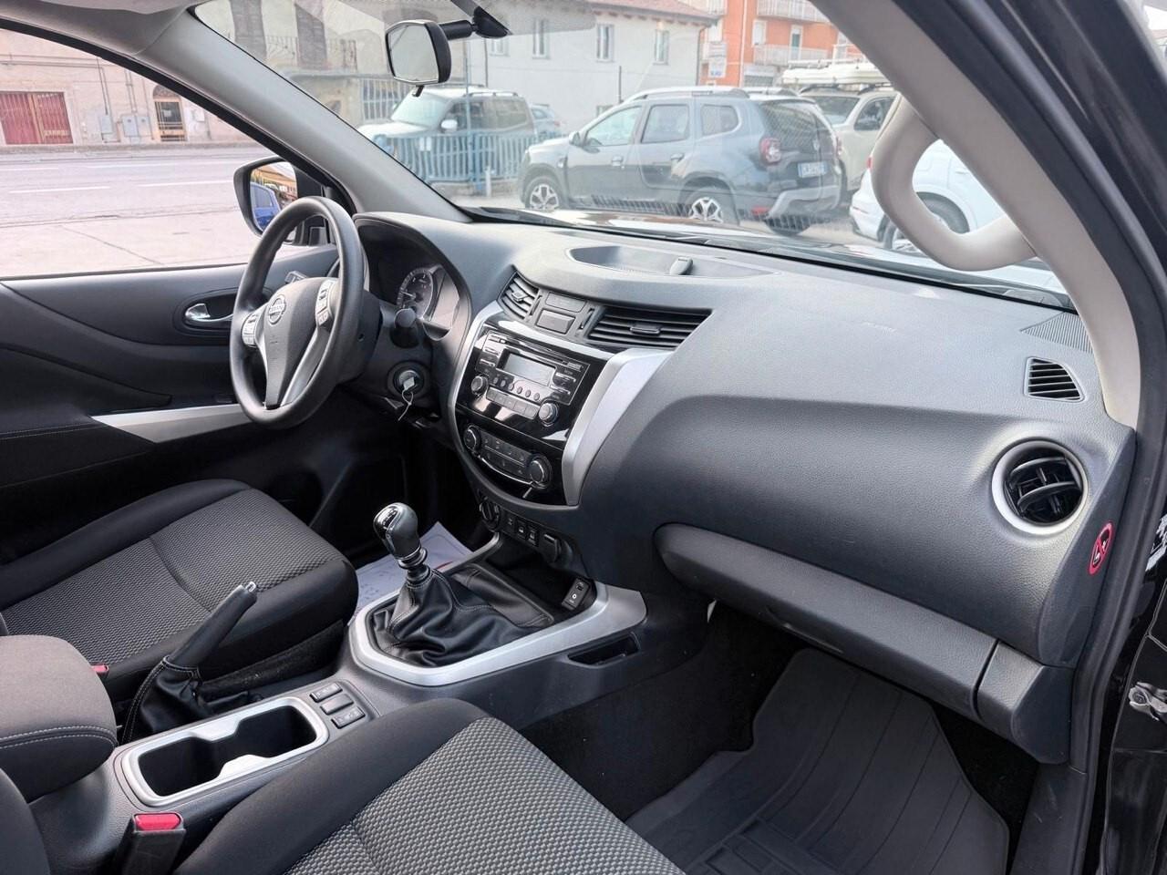 Nissan Navara 2.3 dCi 4WD King Cab Acenta