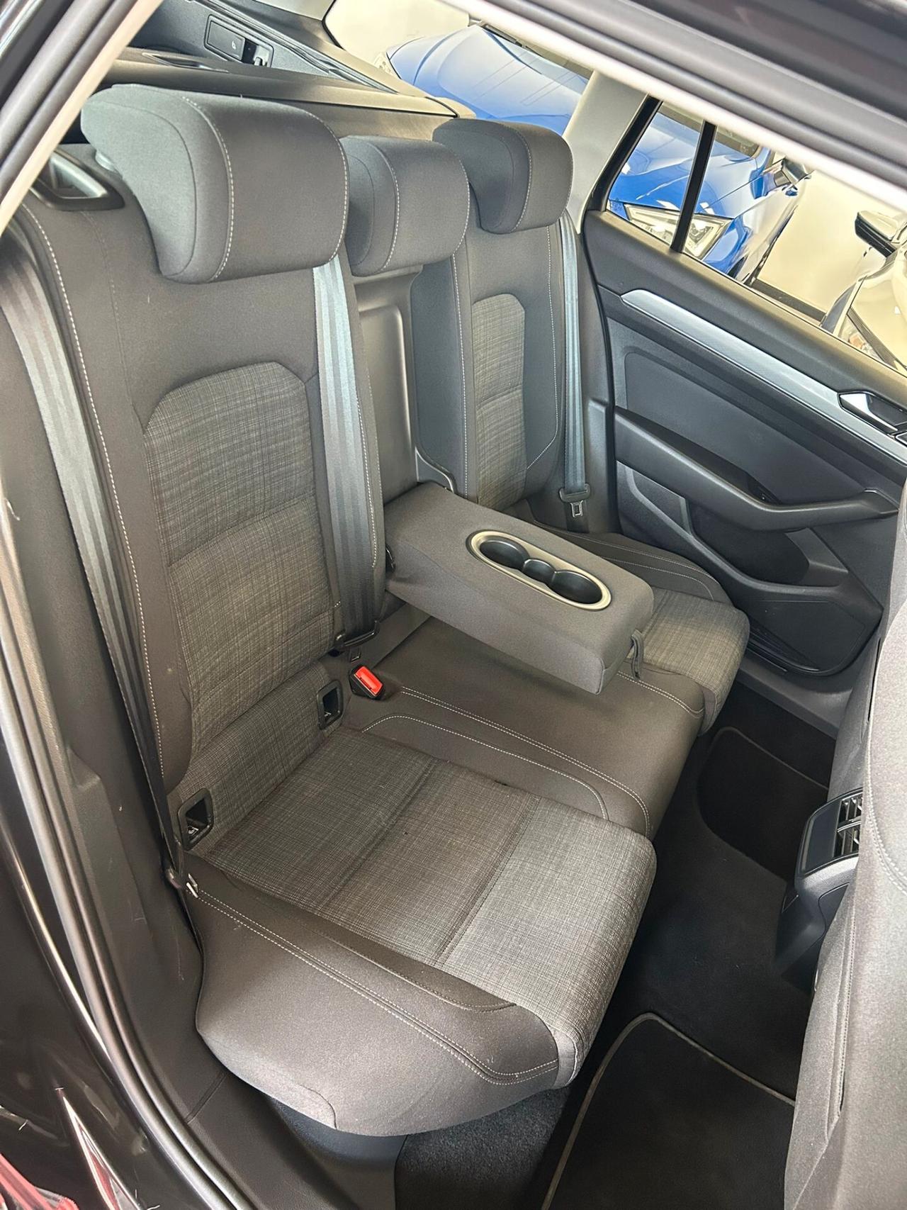 Volkswagen Passat Variant 2.0 TDI SCR EVO DSG Business