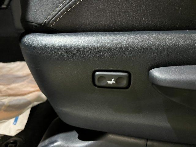 TOYOTA Land Cruiser 2.8 D4-D A/T 3 p Lounge+ NAVI/TELEC 360/UNICO PRO.