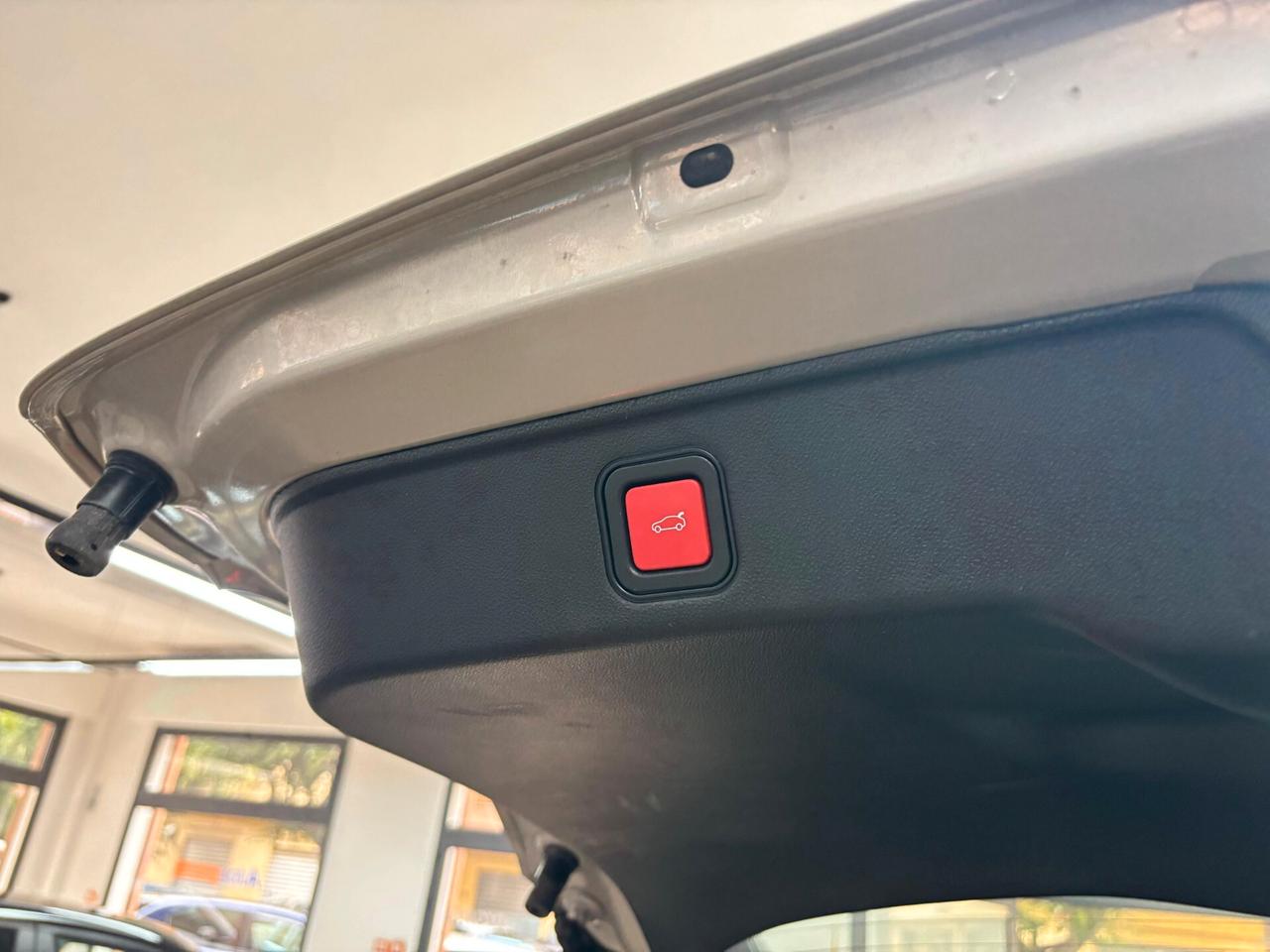 Fiat 600 Hybrid 100 CV DCT MHEV La Prima