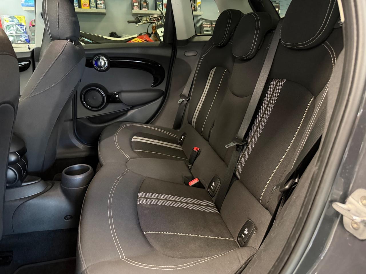 Mini 2.0 Cooper SD aut. Hype 5 porte