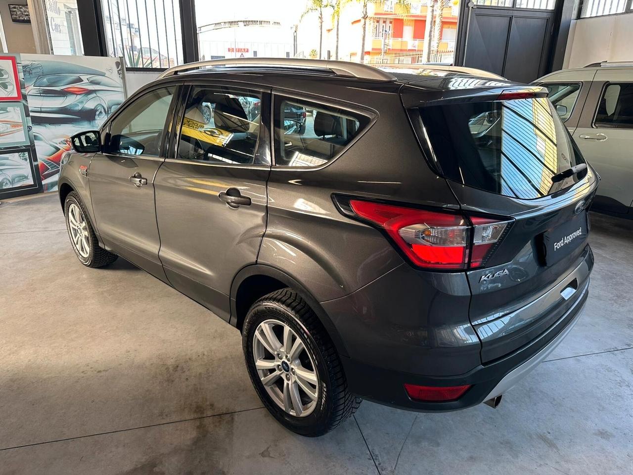 Ford Kuga 1.5 TDCI 120 CV S&S 2WD Titanium