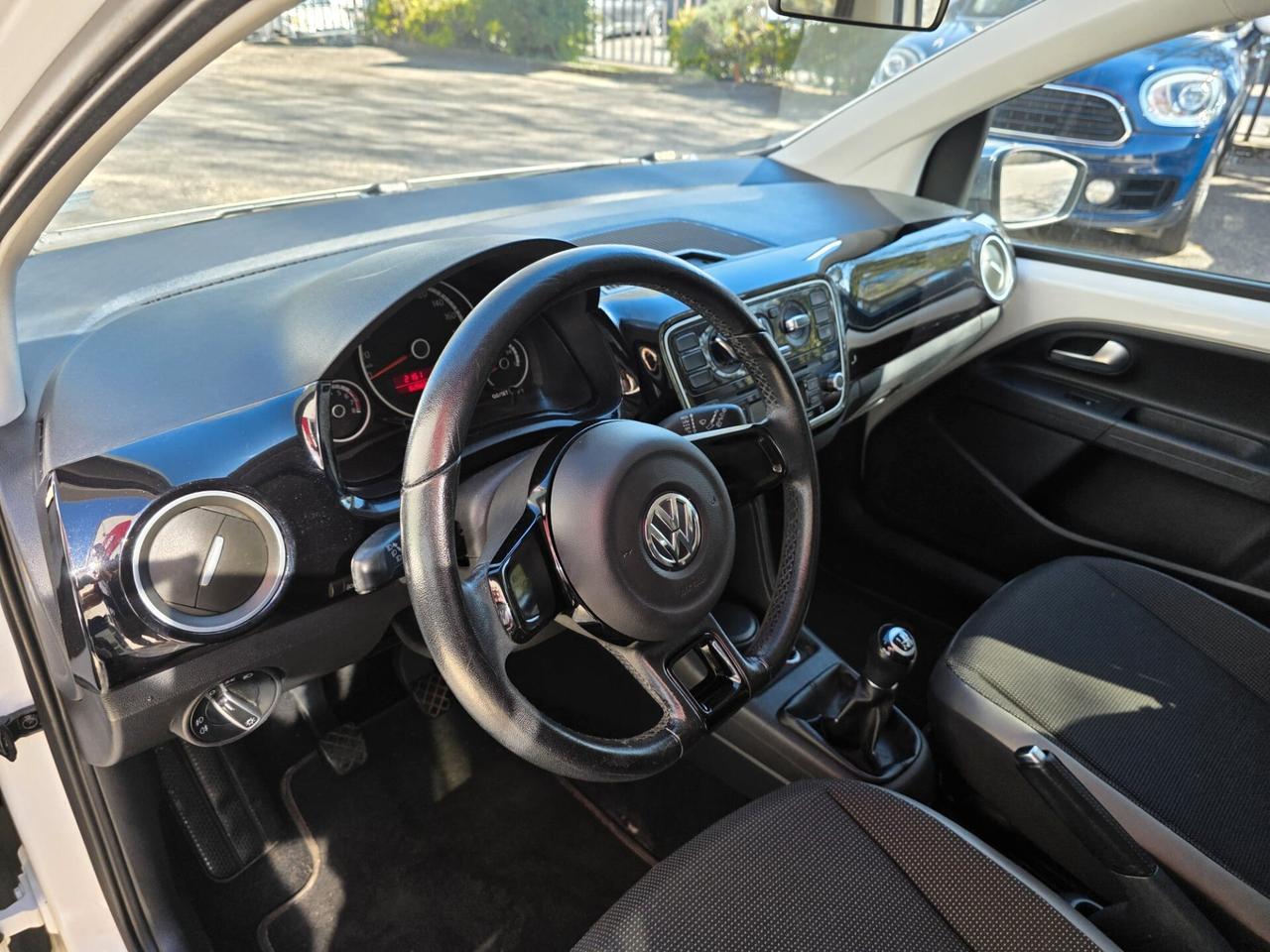 Volkswagen up! 1.0 75 CV 5p. high