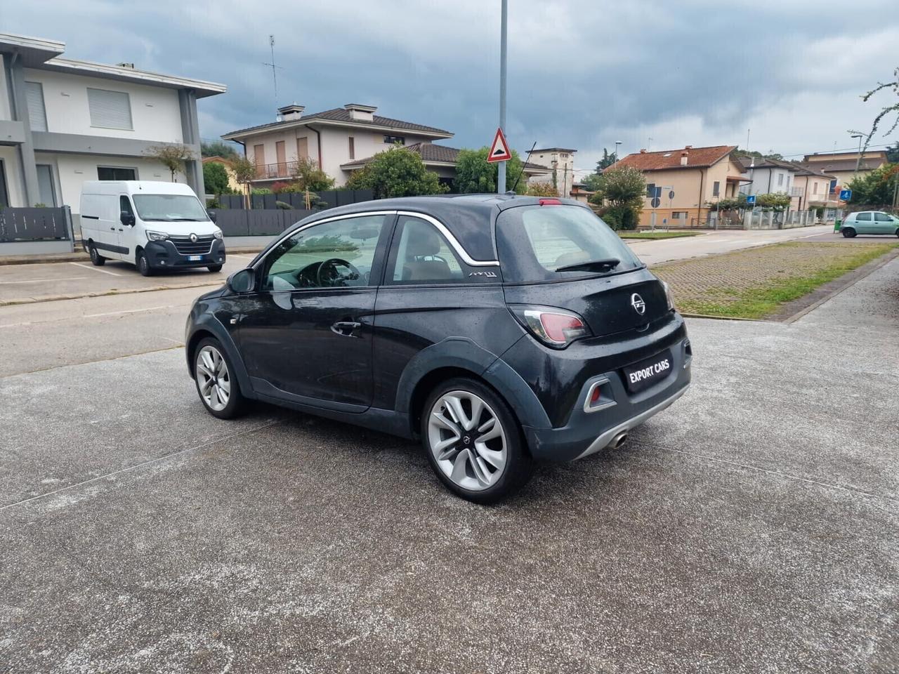 Opel Adam Rocks 1.2 70 CV Air