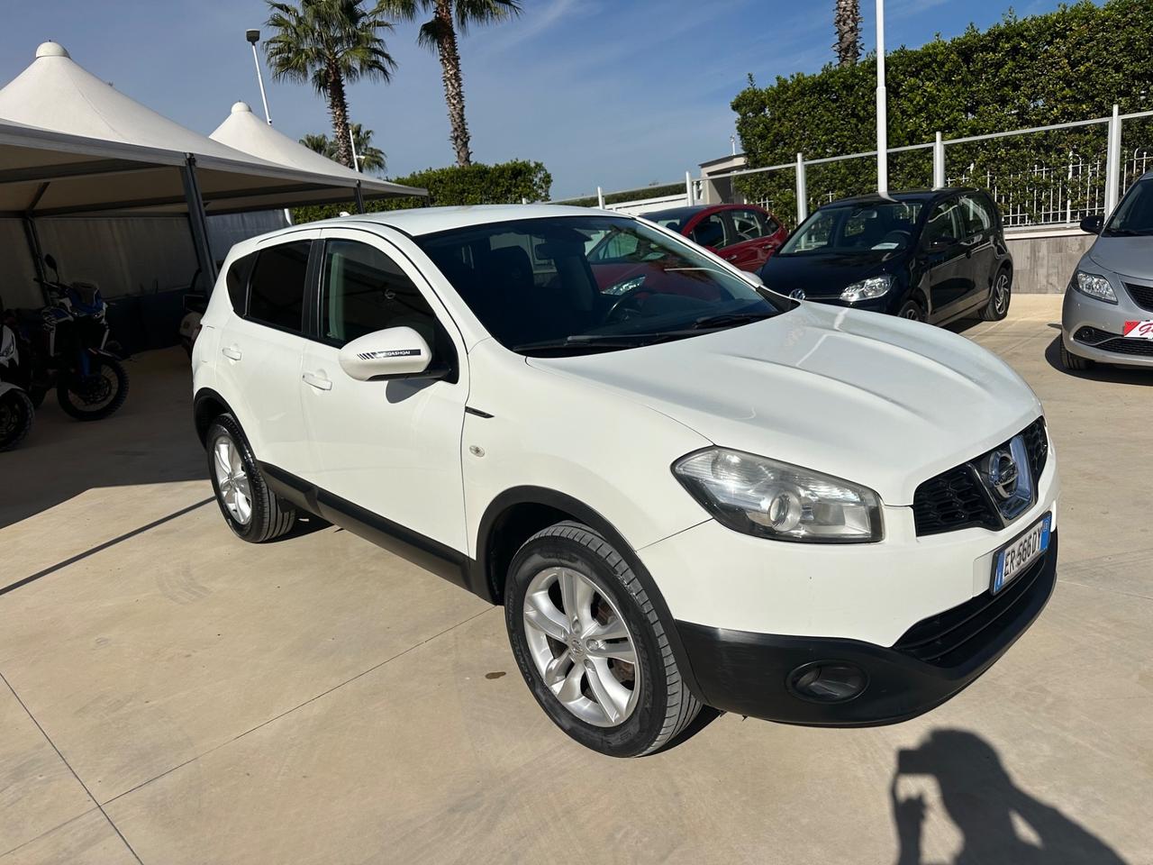 Nissan Qashqai 1.5 DCI 110CV/RETROCAMERA/B.SHAFT