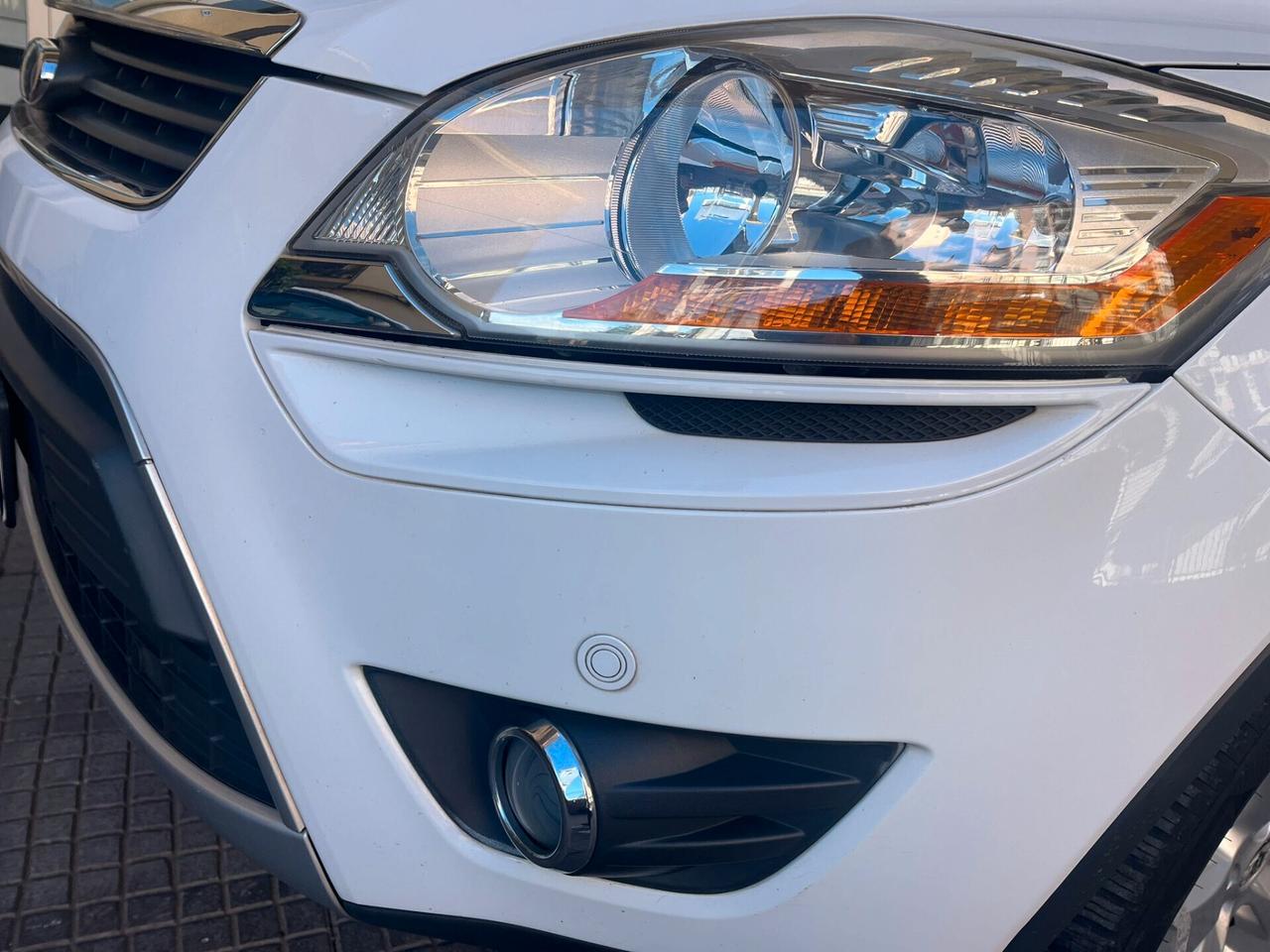 Ford Kuga 2.0 TDCi 136 CV 4WD Titanium DPF