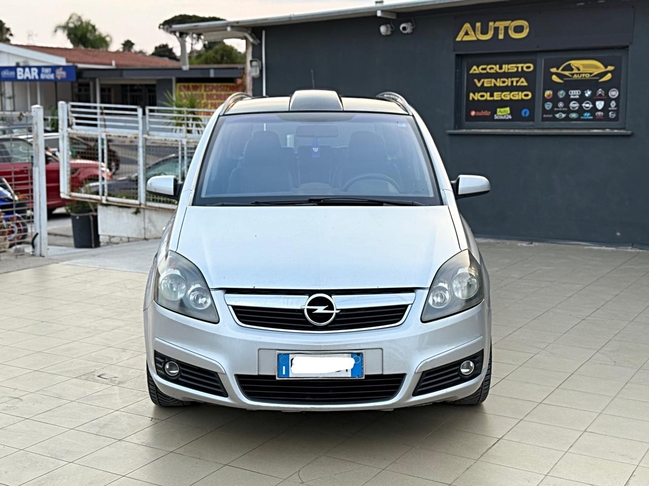 Opel Zafira 1.9 16V CDTI 150CV Cosmo