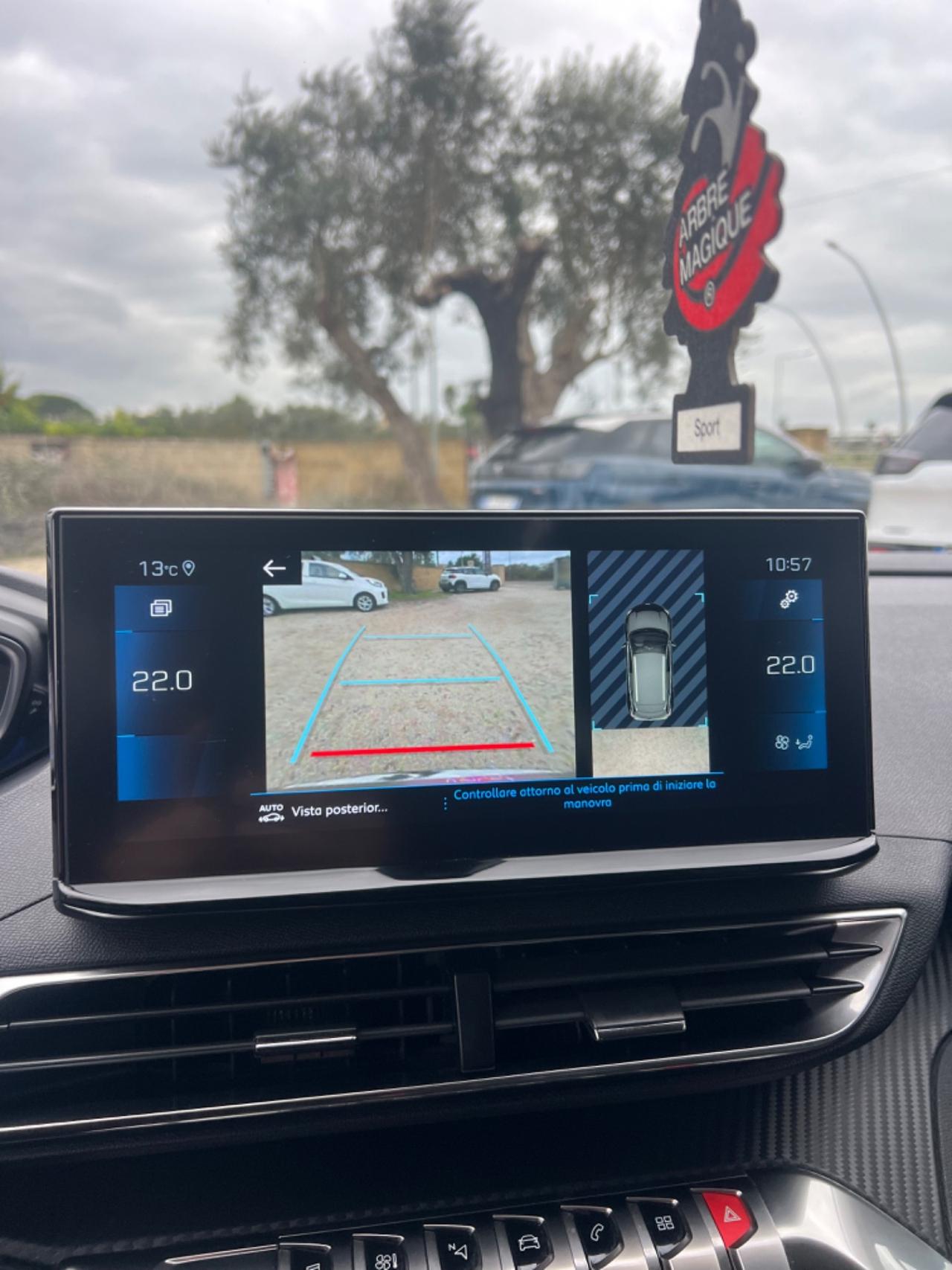 Peugeot 3008 BlueHDi 130 S&S Allure color titanio km 63000!!