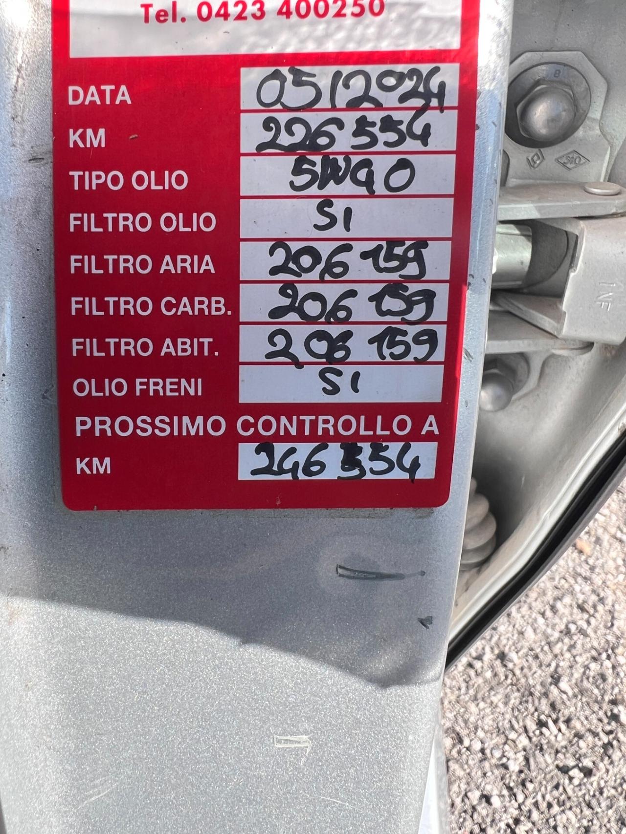 Renault Laguna 2.0 dCi 150CV SporTour Nav