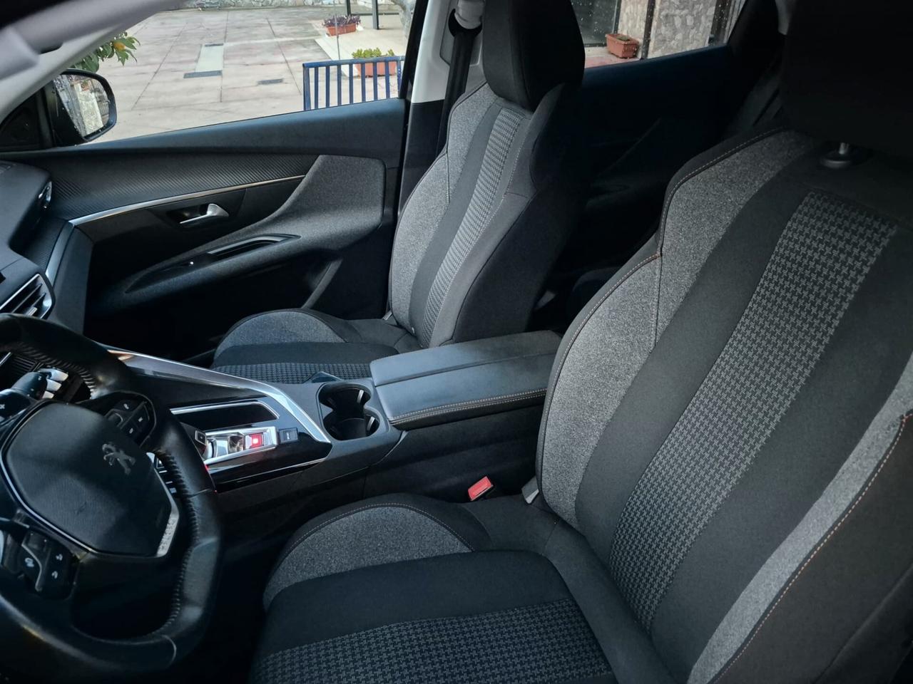 Peugeot 3008 BlueHDi 130 S&S EAT8 GT