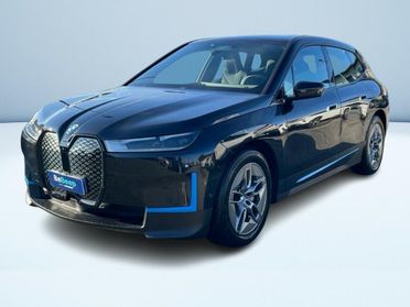 BMW iX 40 xDrive