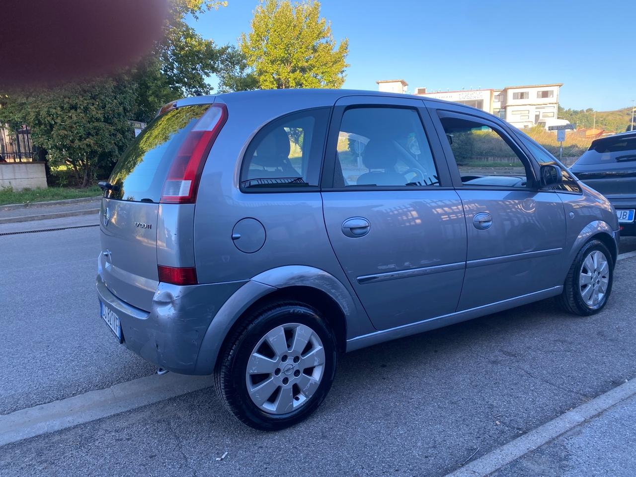 Opel Meriva 1.7 DTI Cosmo