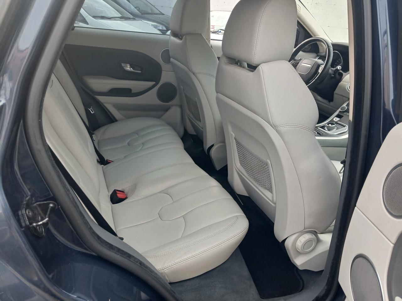 Land Rover Range Evoque 2.2 TD4 5p. Dynamic