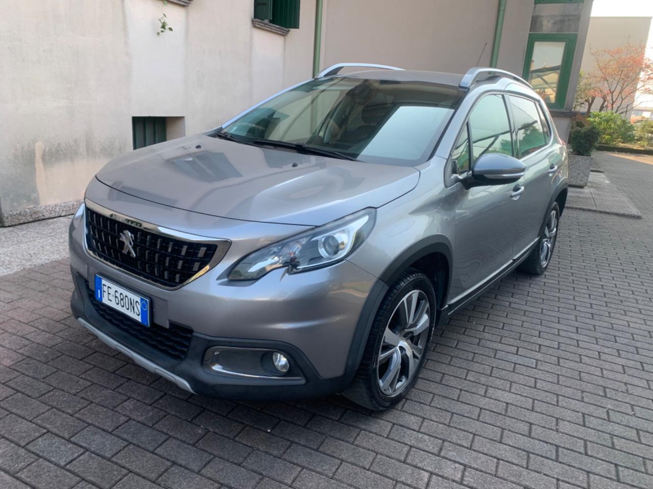 Peugeot 2008 BlueHDi 100 Allure