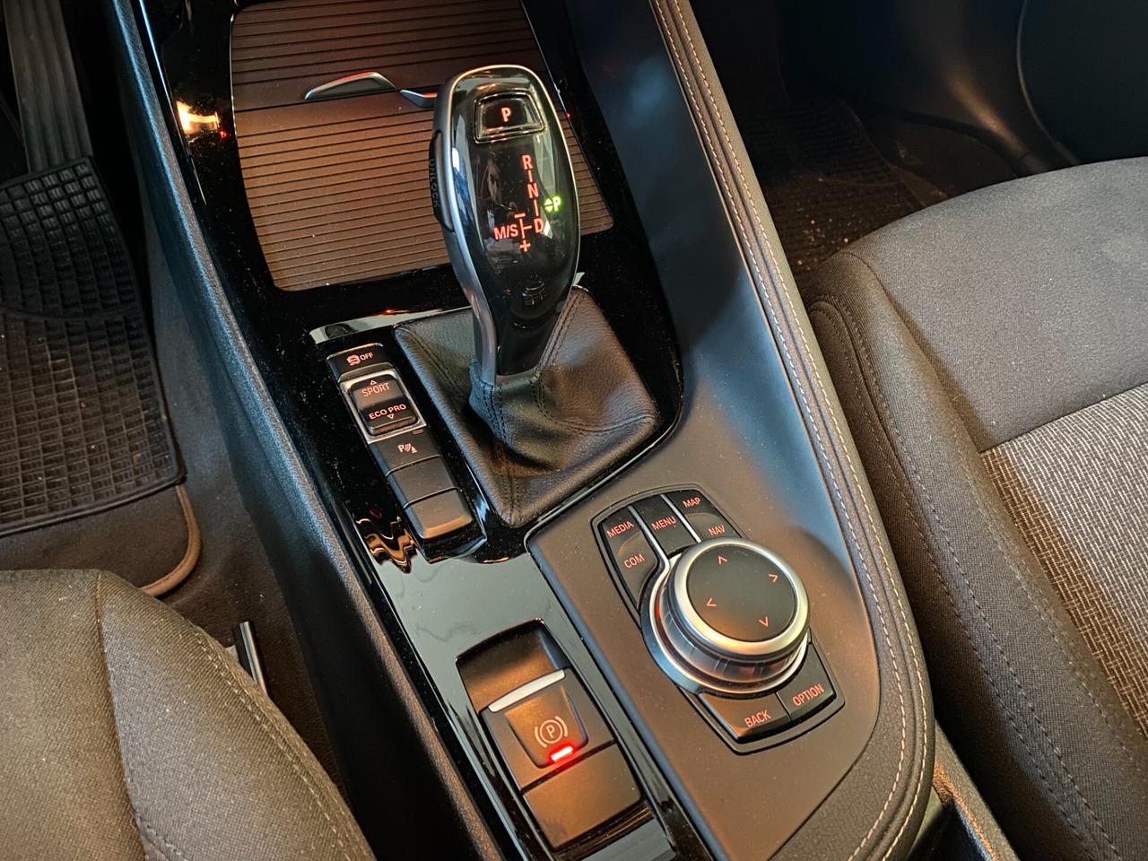 Bmw X2 sDrive18d Business