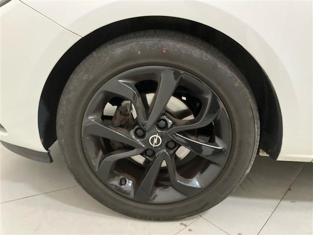 OPEL Corsa 5p 1.2 b-Color
