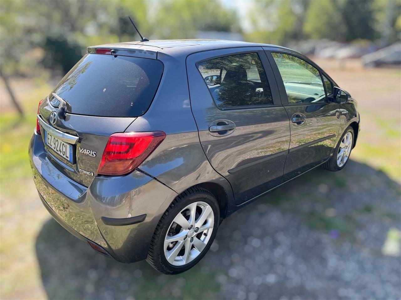 Toyota Yaris 1.5 Hybrid - Automatica -2015