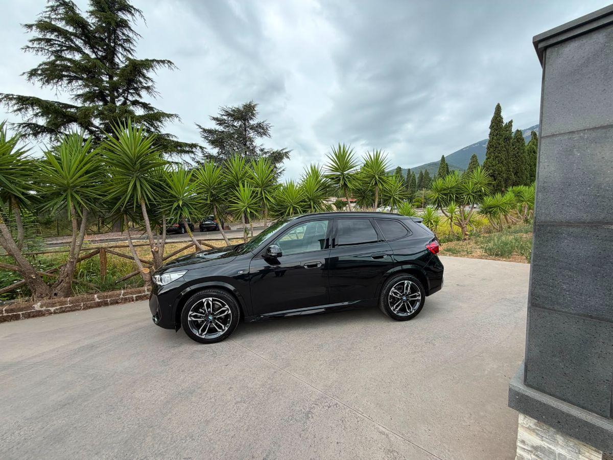 BMW - X1 - sDrive 18d Msport