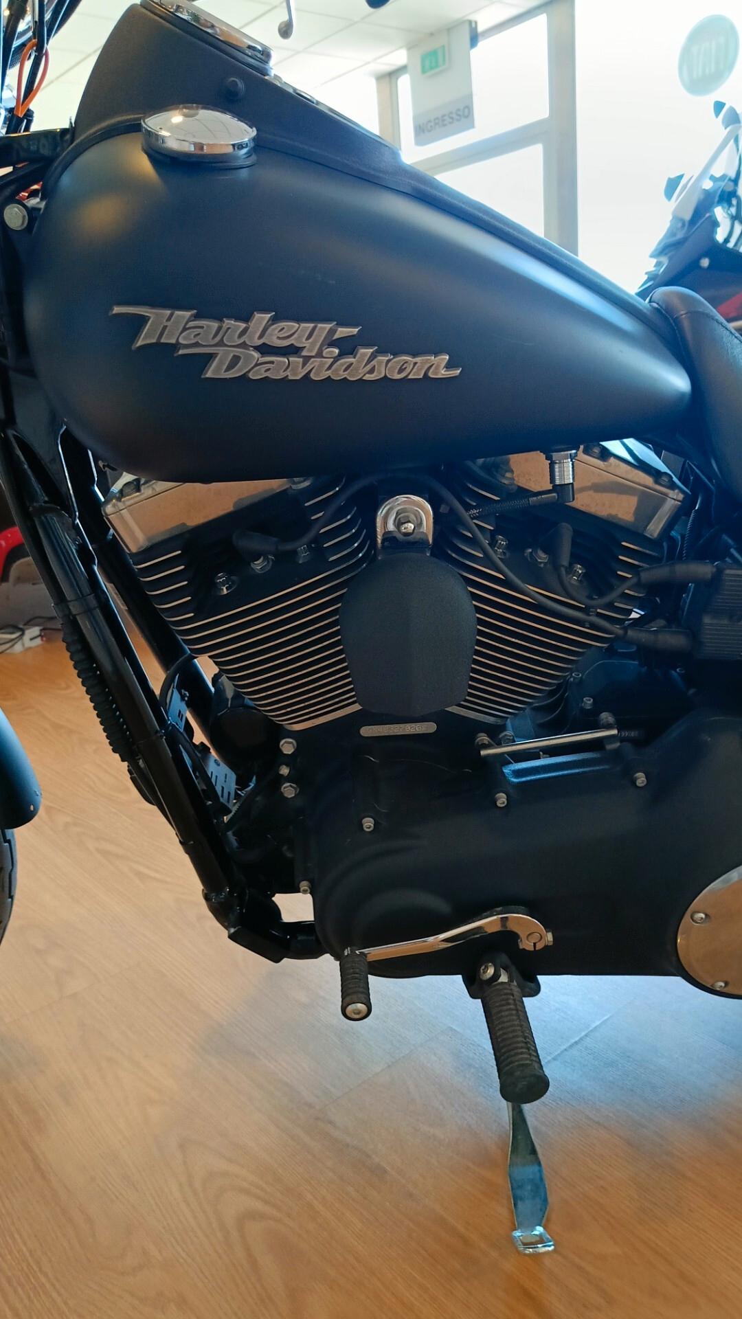 Harley-davidson Dyna Street Bob FXDB