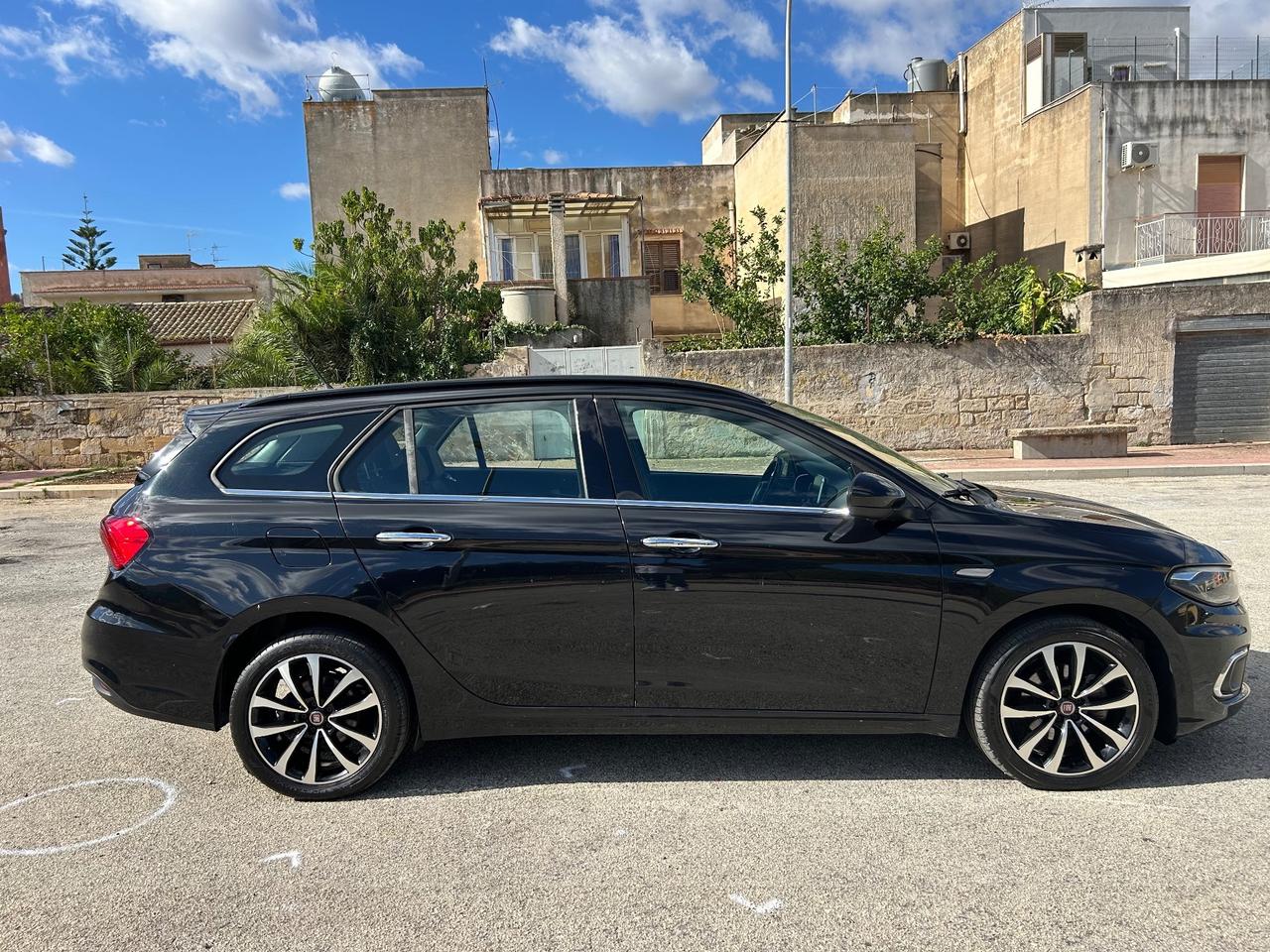 Fiat Tipo 1.6 Mjt S&S SW Lounge