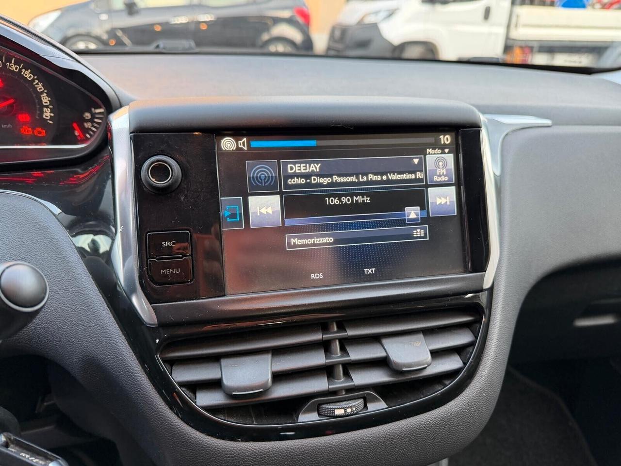 Peugeot 208 PureTech 82 5 porte Allure