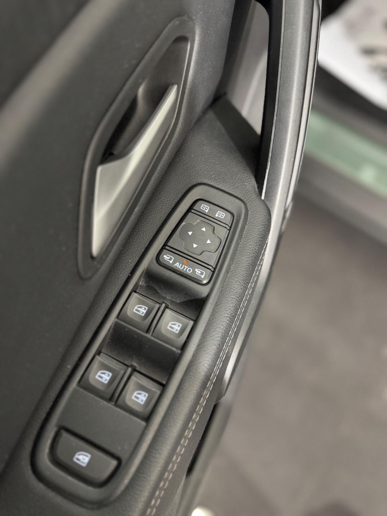 Dacia Duster 1.0 TCe 90 CV 4x2 Prestige* SOLO 40.000 KM* PROMO OMAGGIO BLACK FRIDAY FINO AL 29 NOVEMBRE