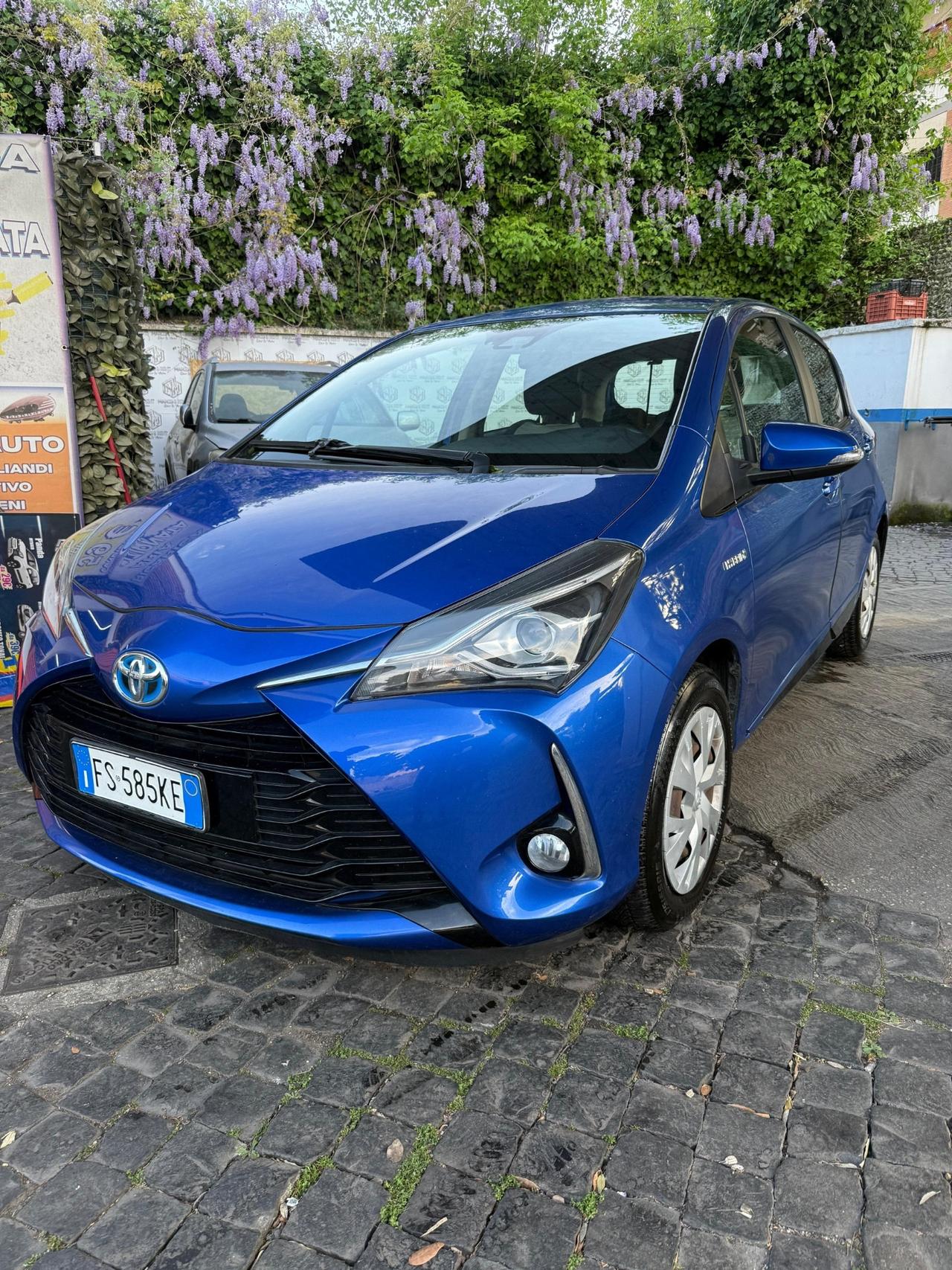 Toyota Yaris 1.5 Hybrid 5 porte Active Cambio Automatico