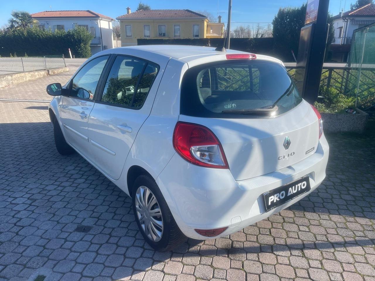 Renault Clio 1.2 16V 5 porte GPL Dynamique