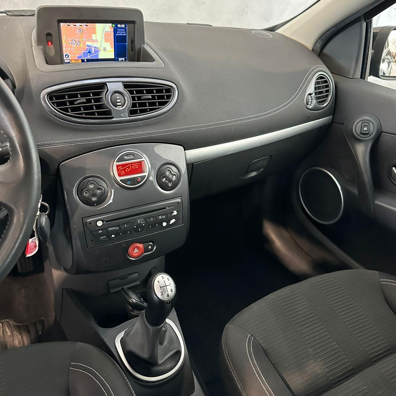 Renault Clio 1.2 16V 5 porte Confort