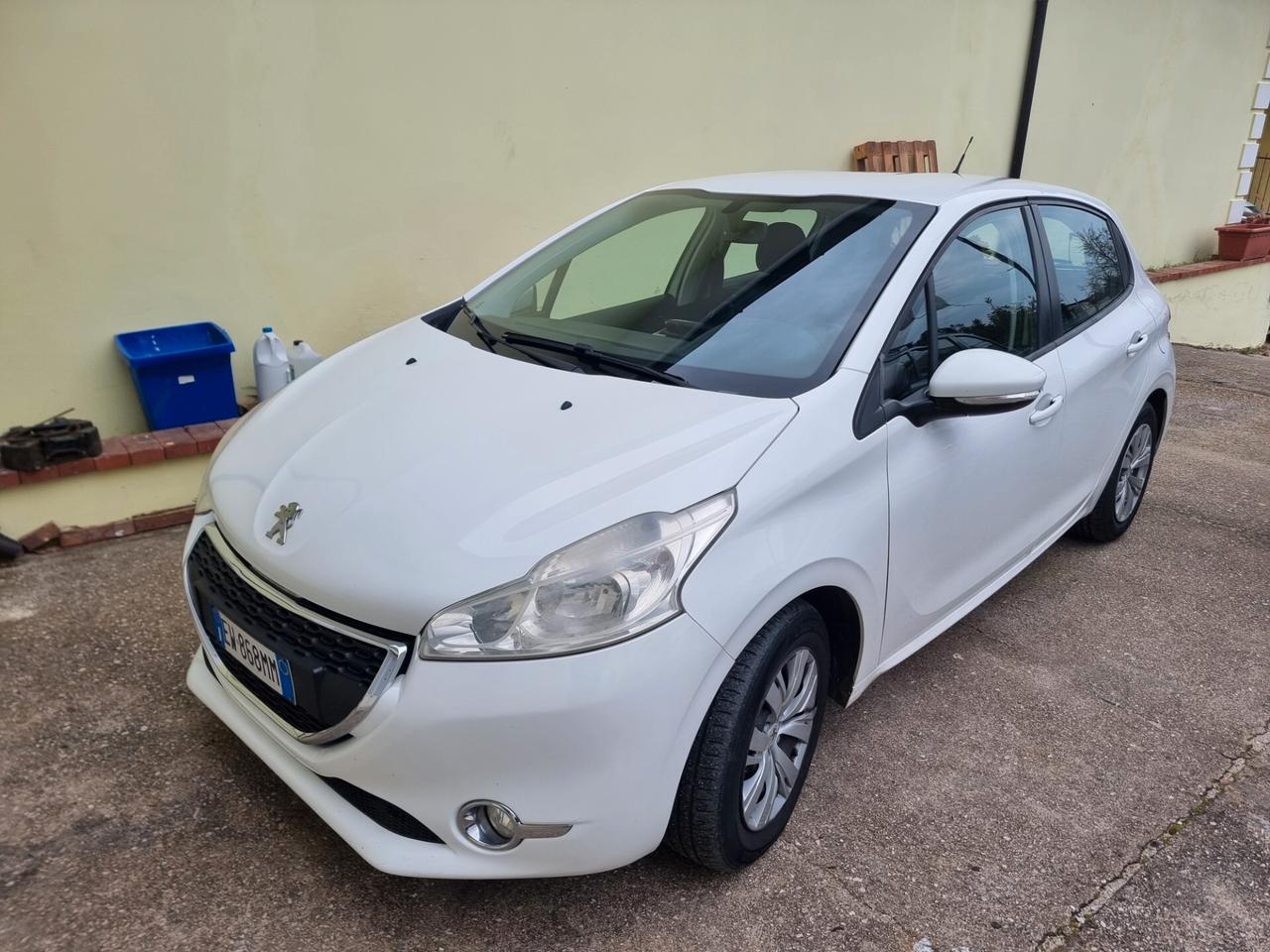 Peugeot 208 1.4 HDi 68 CV 5 porte Access