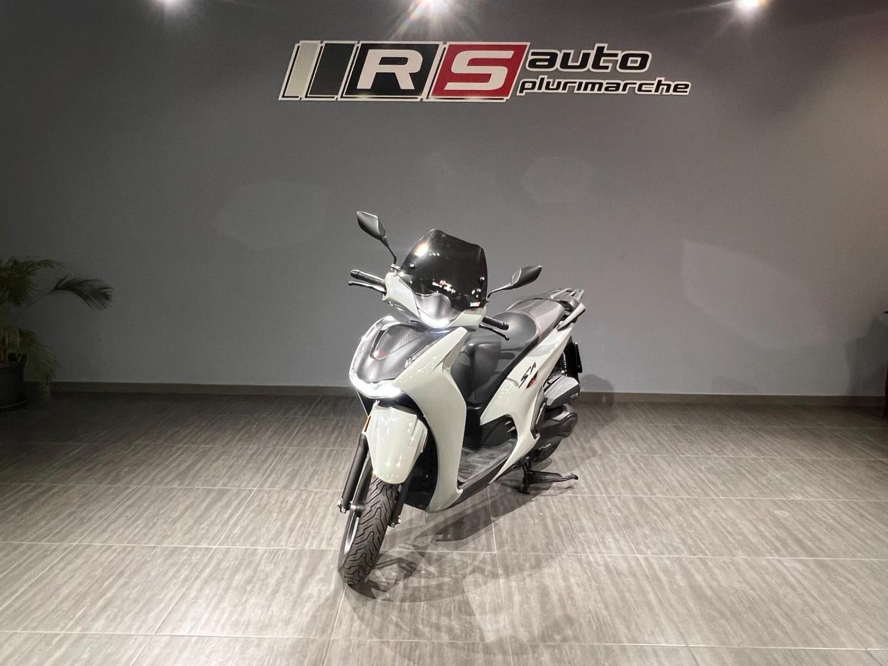 Honda SH 350i Sporty