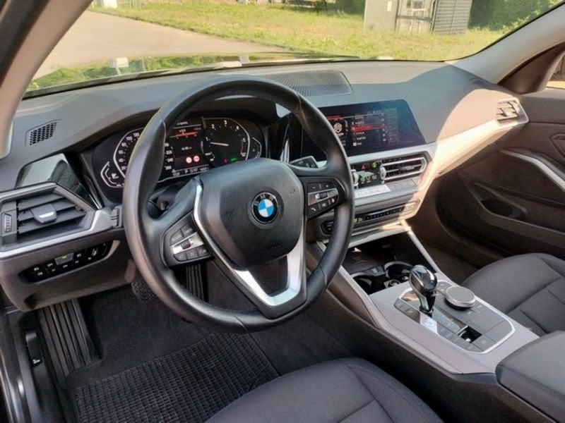 BMW Serie 3 320d 48V xDrive Touring Business Advantage
