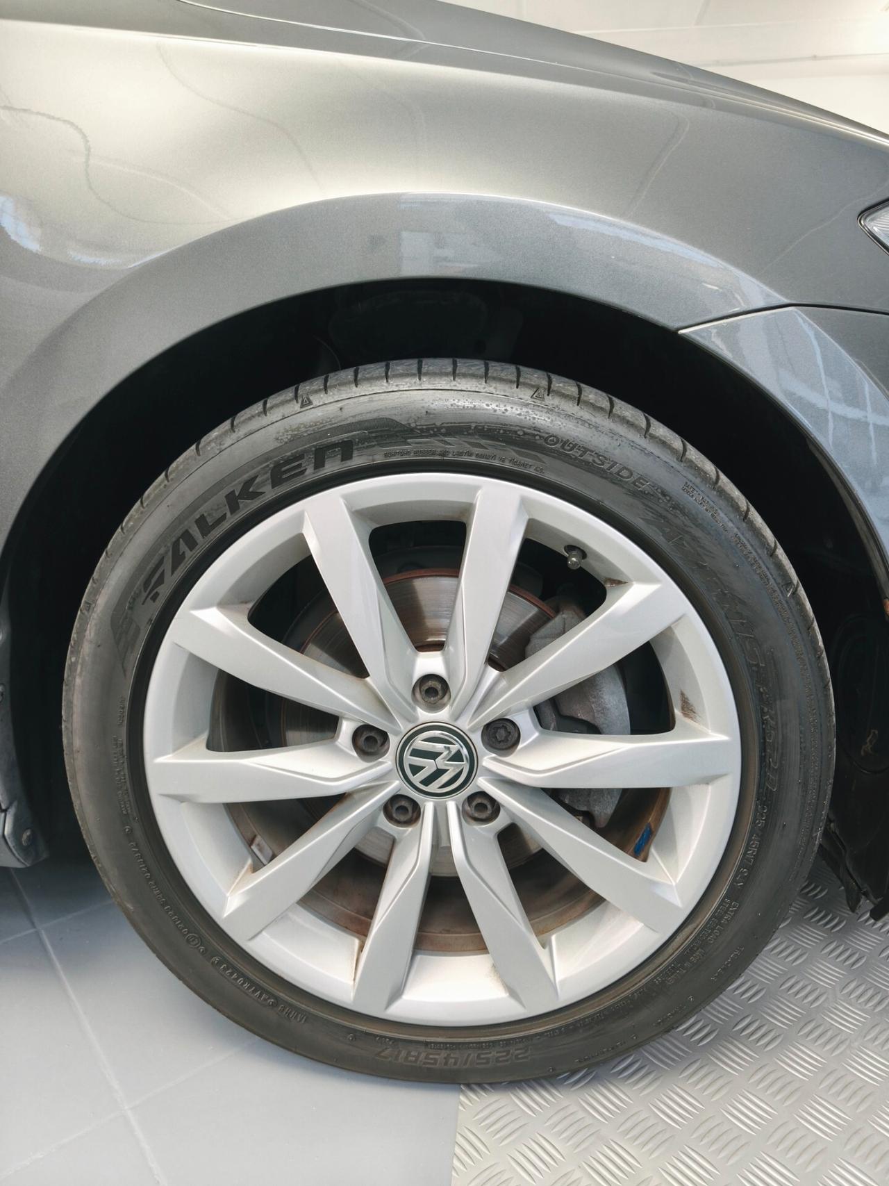 Volkswagen Golf 1.6 TDI 115 CV DSG -B.E.L.L.I.S.S.I.M.A.-