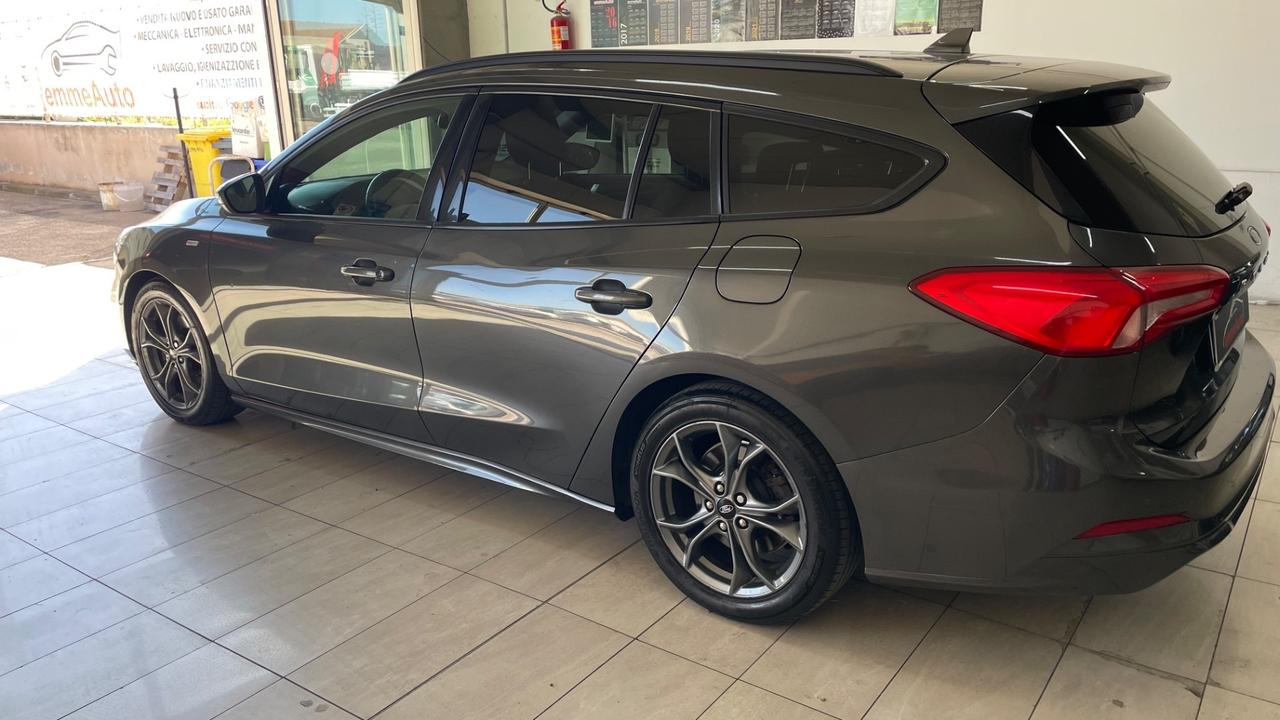 Ford Focus 1.5 TDCi 120 CV ST Line GANCIO TRAINO