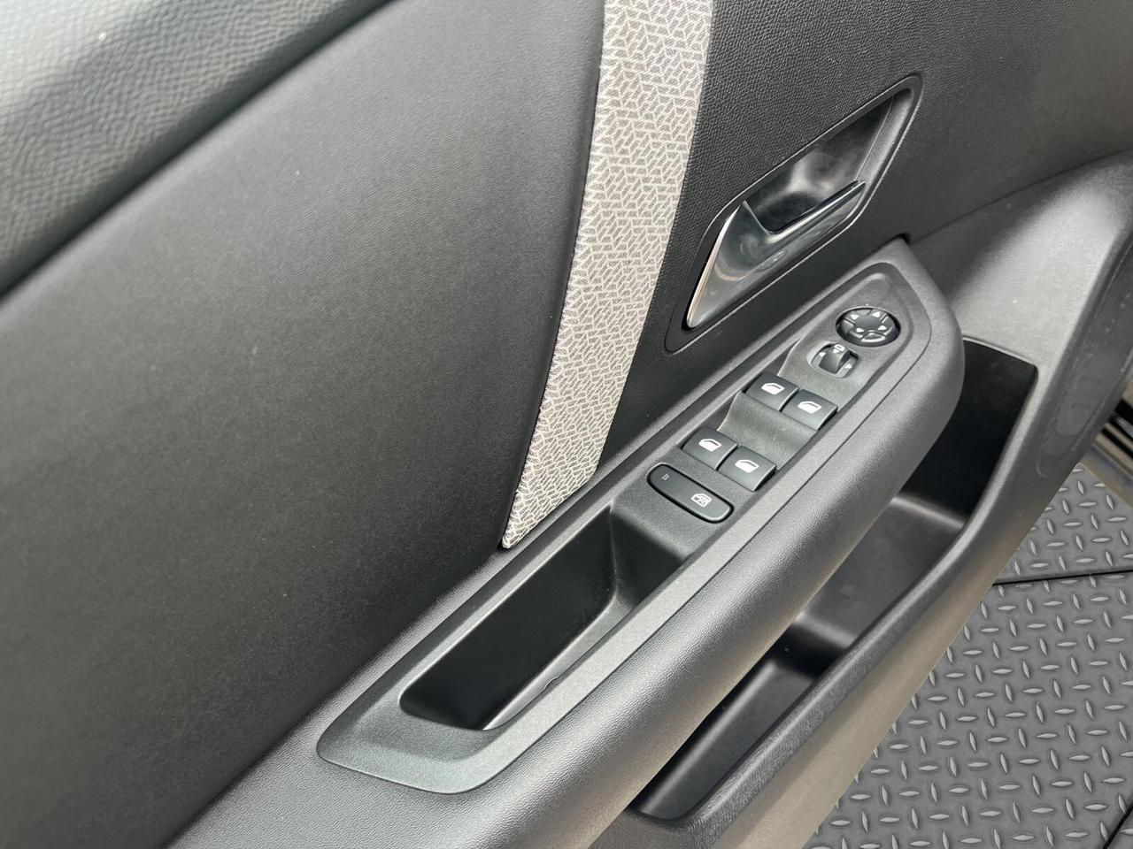 Citroen C4 X 1.2 puretech 130cv Max automatica 2024