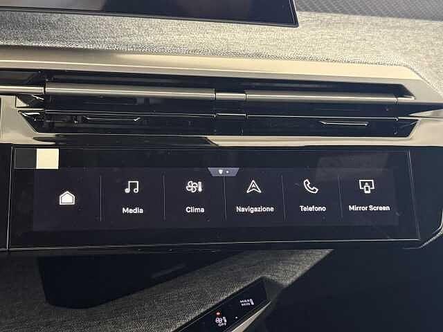 Peugeot 5008 Hybrid 136 CV e-DCS6 Allure