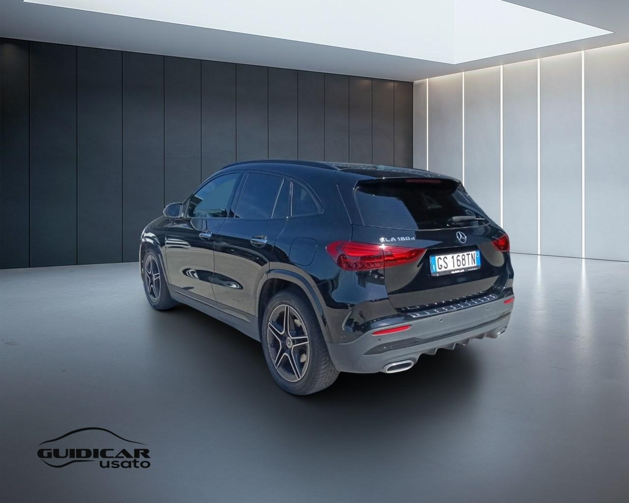 Mercedes-Benz GLA-H247 2023 - GLA 180 d AMG Line Advanced Plus auto