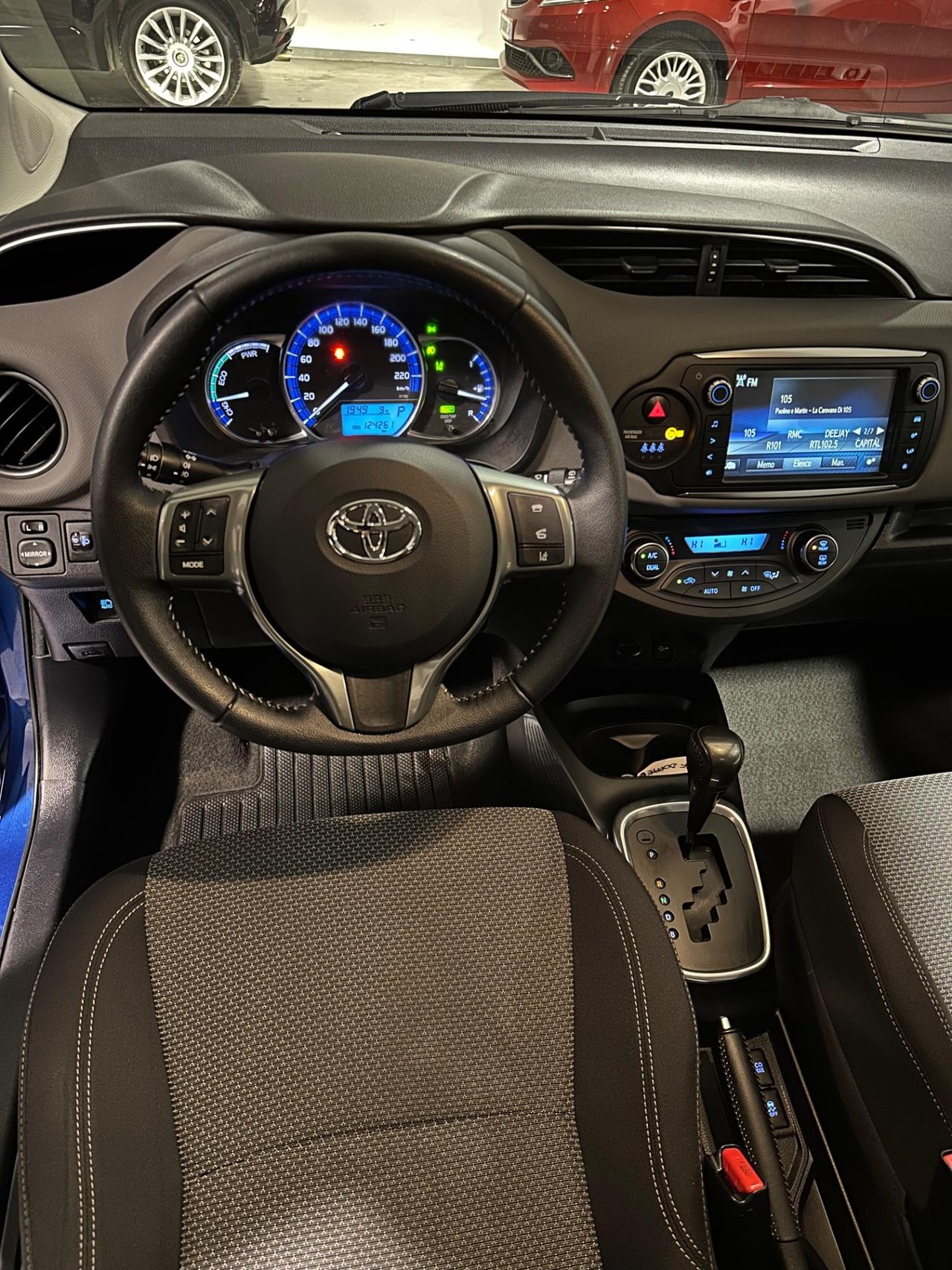 Toyota Yaris 1.5 Hybrid 5 porte Cool