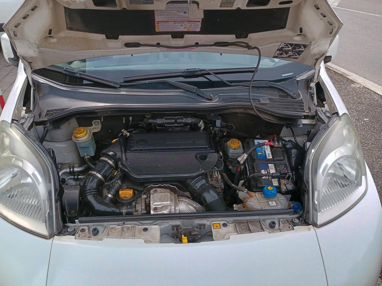 Fiat Qubo 1.3 MJT 75 CV Trekking