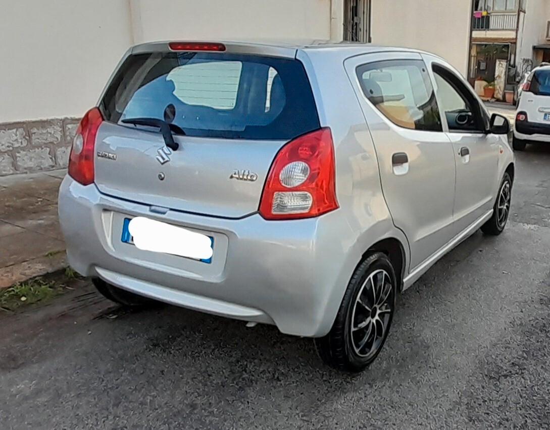 Suzuki Alto 1.0 benzina x neo patentati