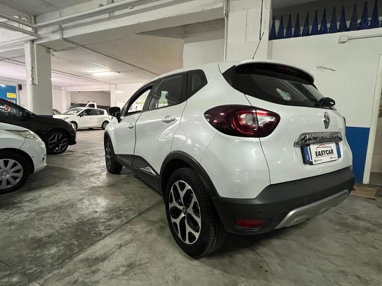 Renault Captur TCe 120 CV Start&Stop Energy Initiale Paris