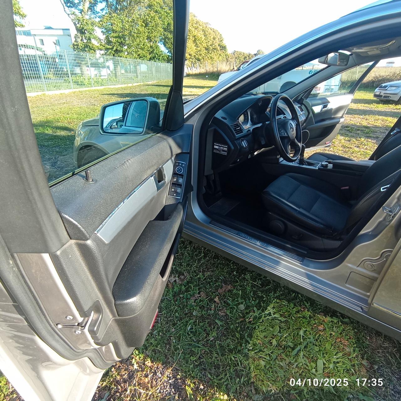 Mercedes-benz C 220 CDI BlueEFFICIENCY Avantgarde