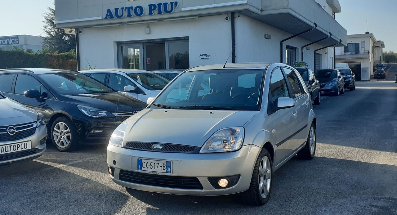 Ford Fiesta 1.6 TDCi 90 CV 5p. Tecno