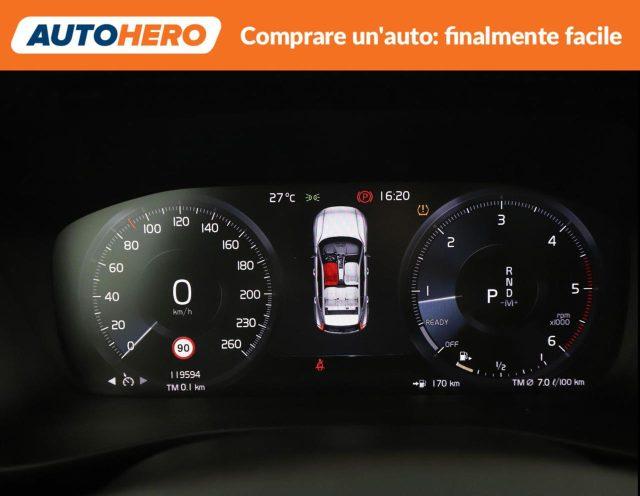 VOLVO XC40 D4 AWD Geartronic Momentum