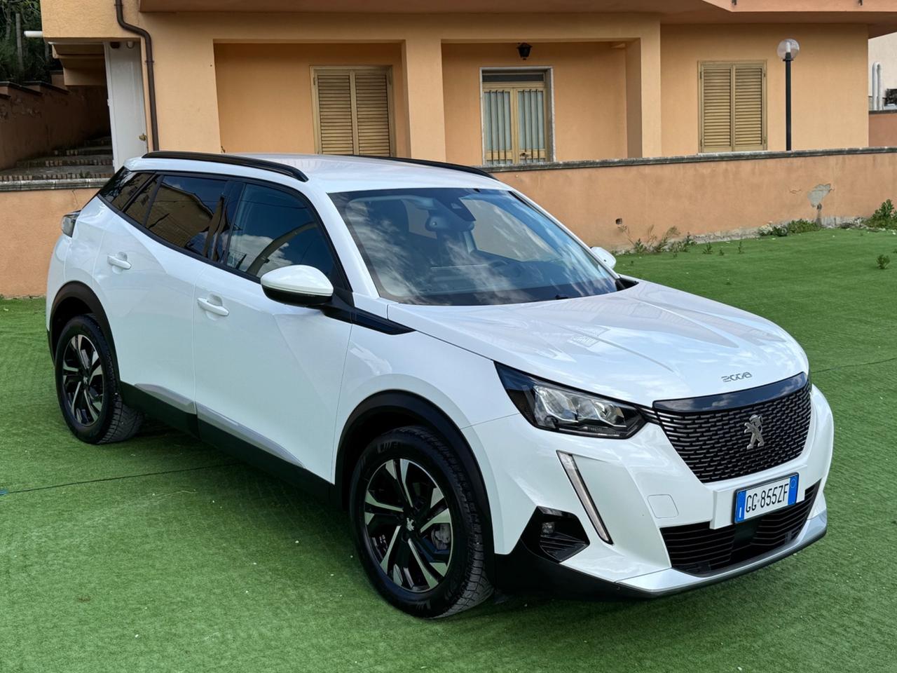 Peugeot 2008 BlueHDi 110 S&S Allure Pack